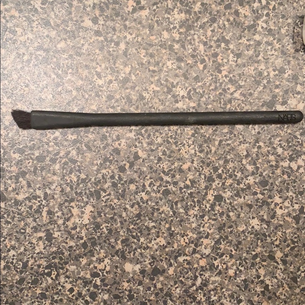 NARS brush kabuki kudoki eye makeup brush